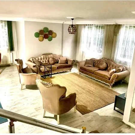 Forest Airport Is A 6-minute From Istanbul Airport Lodge *